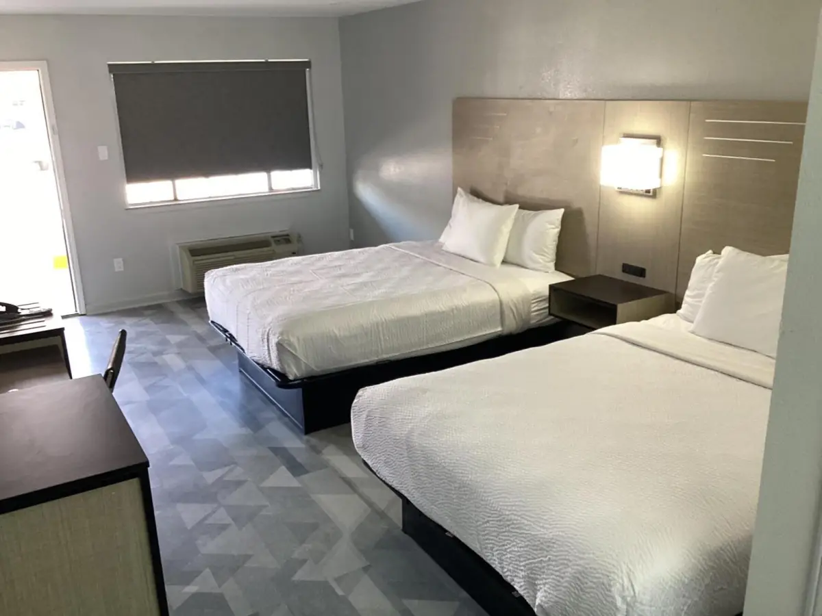 Pleasanton Executive Inn 5